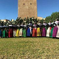 DE RUTA PELS CARRERS AMB DANSES VALENCIANES