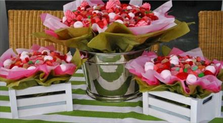 CAIXES FLORALS AMB DOLÇOS