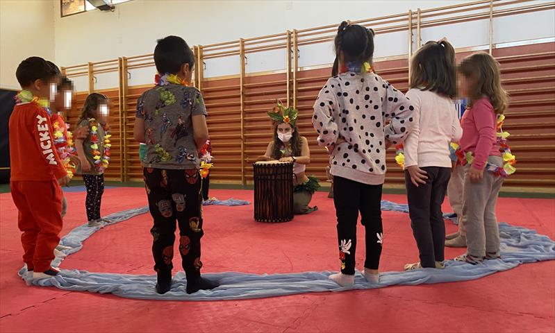 DANSES DE LA POLINÈSIA - DANSA COM VAIANA