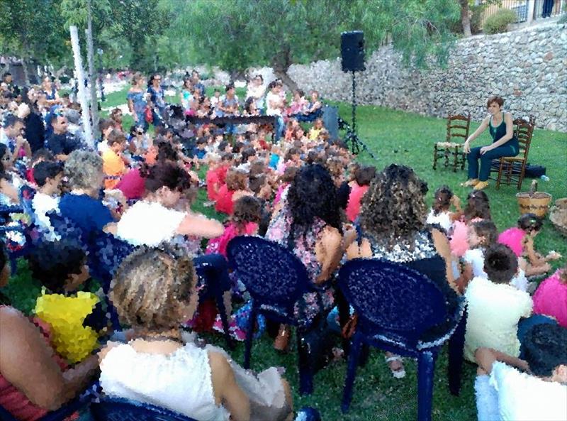 CONTES A LA FRESCA