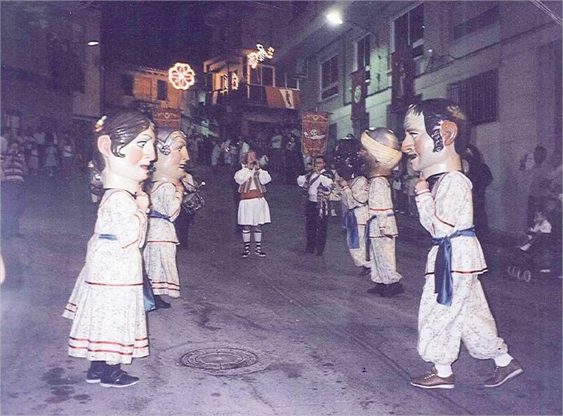 BAILE DE CABEZUDOS
