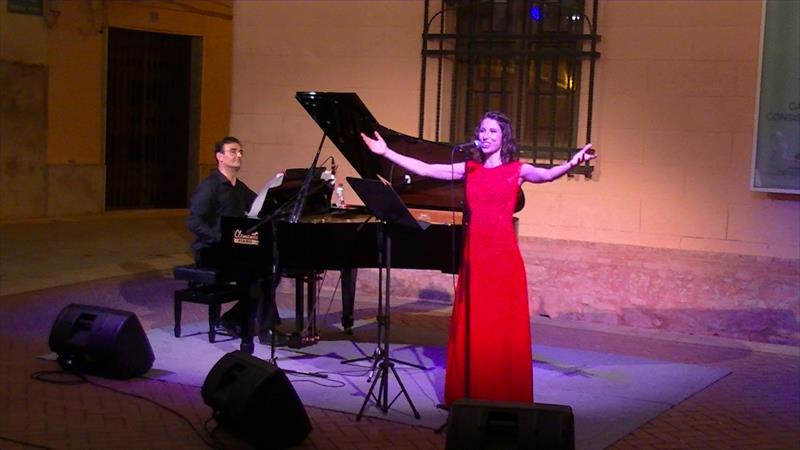 BROADWAY MUSICAL HITS AND MORE