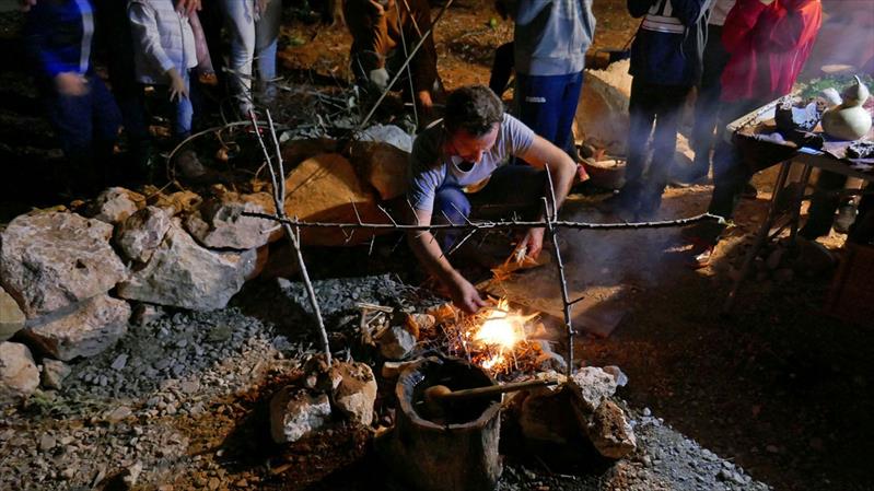 ORIGEN Y USOS DEL FUEGO EN LA PREHISTORIA