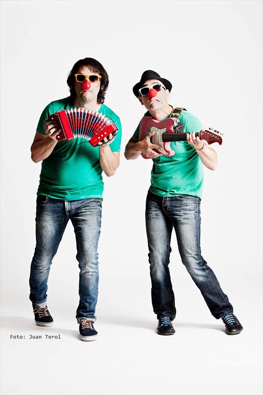 CHIMICHANGS COMEDY BAND