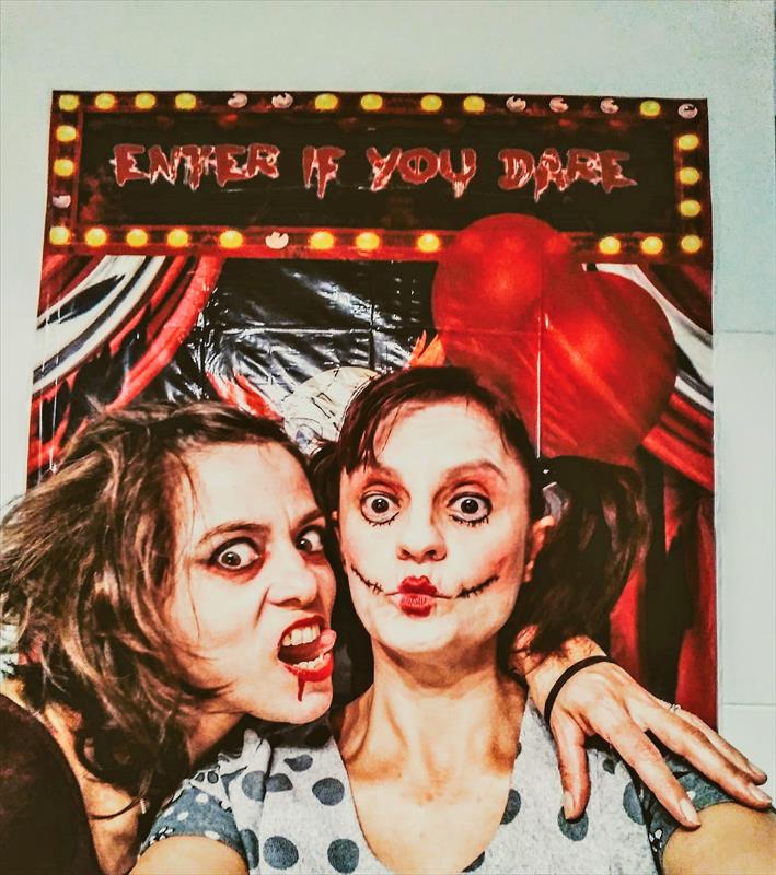 DANCING DEAD