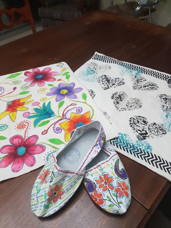 PINTURA EN TELA Y DISEÑO DE SELLOS
