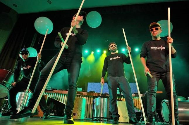 TALLER DE PERCUSSIÓ RECICLADA: RITME, MOVIMENT I CREATIVITAT SOSTENIBLE